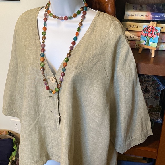 Flax linen three button blouse EUC - Picture 3 of 6